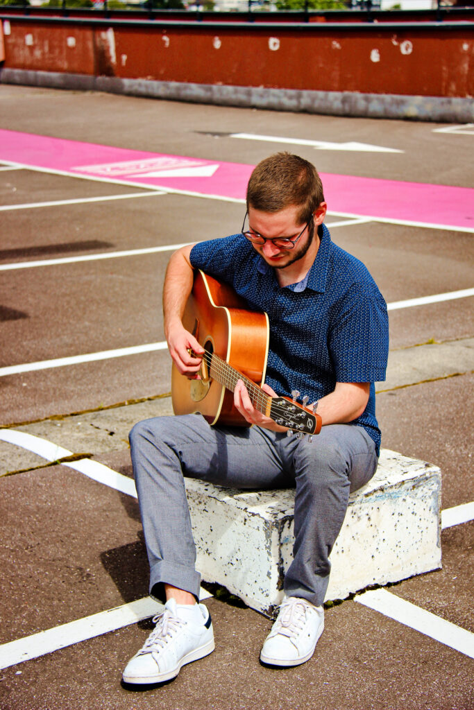 Cours de guitare collectif Dorian école de do rouen professeurs